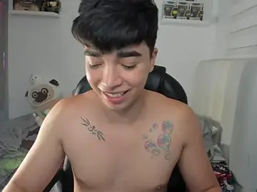 Stripchat Sex Cam of santy7v7