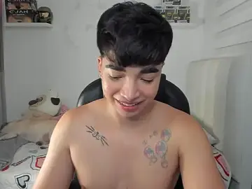 Stripchat Free Porn Cam of santy7v7