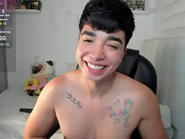 Stripchat Watch Live Sex Cams of santy7v7