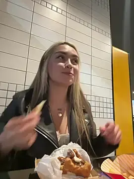 Stripchat Free Live Porn of Im_emmaoxf