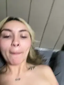 Stripchat Free Porn Cam of Im_emmaoxf