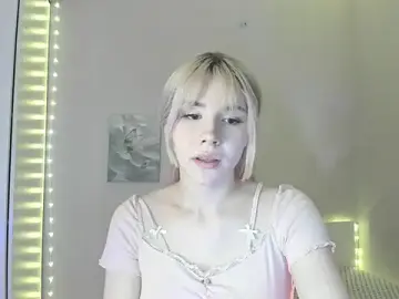 Stripchat Nude Webcam of Alisa_Black_Star