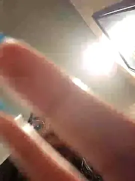 Stripchat Sex Cam of SheenaBrooke