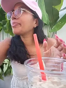 Stripchat Live Sex Cam of SheenaBrooke