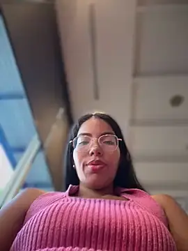 Stripchat Nude Webcam of SheenaBrooke