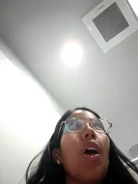 Stripchat Free Porn Cam of SheenaBrooke