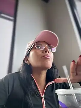 Stripchat Adult Webcam of SheenaBrooke