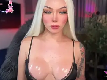Stripchat Live Porn of sassy_olivia