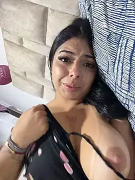 Stripchat Best live sex cam show of xoxo_sol