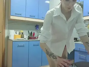 Stripchat Best Webcam of Lucy_Divine