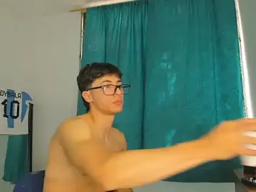 Stripchat Adult Webcam of AlessandroDybala