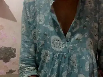 Stripchat Watch Live Sex Cams of Hot__Shalu