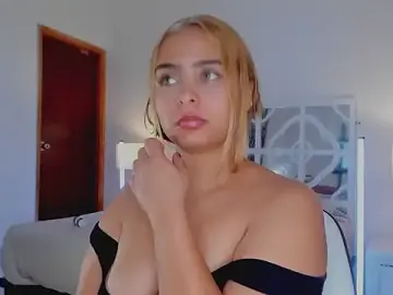 Stripchat Live Sex of MikaelaStone