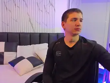 Stripchat Nude Webcam of SebasFallon