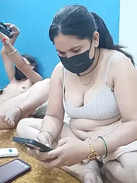 Stripchat Watch Live Sex Cams of Sangitalive