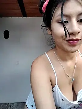 Stripchat Live Sex Cam of maye_dan