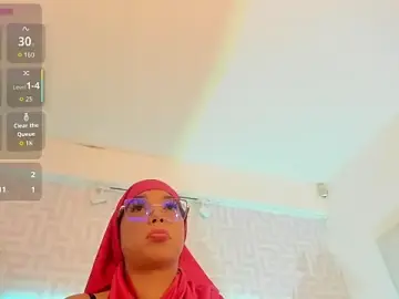 Stripchat Free Live Porn of naishaa_