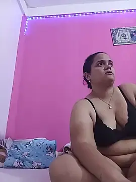 Stripchat Live Sex Cam of brunnette_hot
