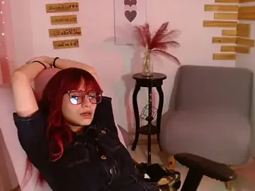 Stripchat Best Webcam of RedMeloddy