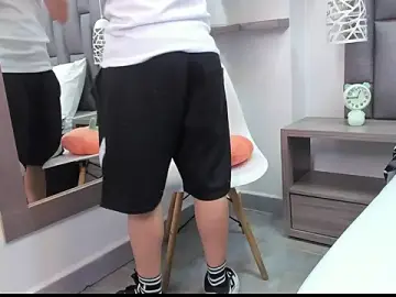 Stripchat Adult Video Chat of ZoeKrug