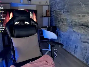 Stripchat Adult Webcam of LunaBaker-1