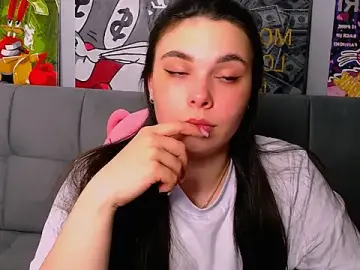 Stripchat Sex Chat of queenofthesense_