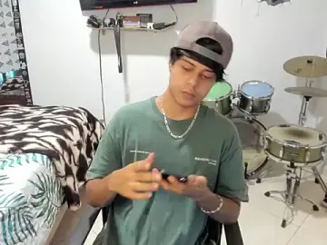 Stripchat Free Live Porn of Zack_falcon