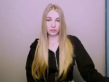 Stripchat Sex Cam of Queen_ofLove