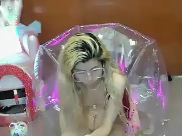 Stripchat Sex Cam of Skinygirl