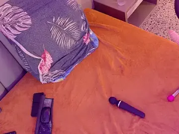 Stripchat Best Webcam of ParanoidTemptaion_