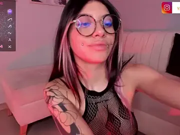 Stripchat Nude Webcam of Violetta_Nur