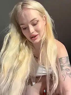Stripchat Live Sex Cam of Vladamais