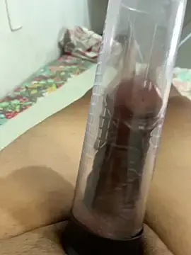 Stripchat Free Porn Cam of boysquirt