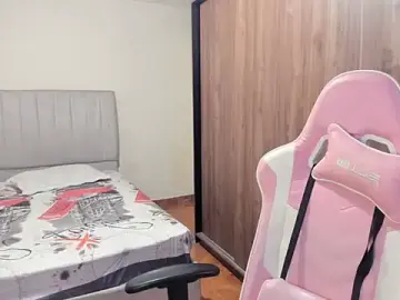 Stripchat Watch Live Sex Cams of julieth_hot69