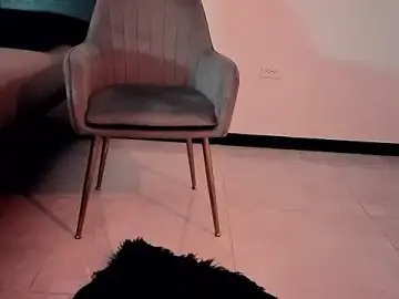 Stripchat Adult Webcam of LilithCary