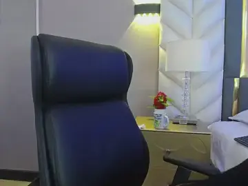 Stripchat Free Porn Cam of ChloeHarper_