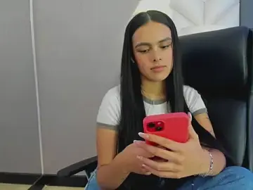Stripchat Watch Live Sex Cams of ChloeHarper_
