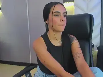 Stripchat Watch Live Sex Cams of ChloeHarper_