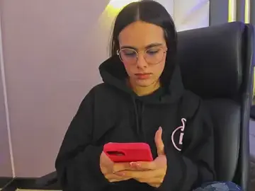 Stripchat Watch Live Sex Cams of ChloeHarper_