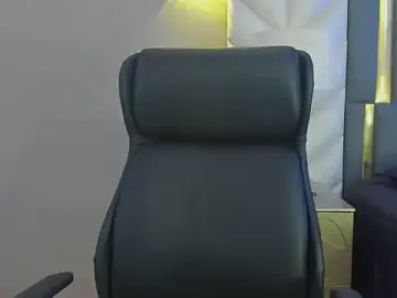 Stripchat Watch Live Sex Cams of ChloeHarper_