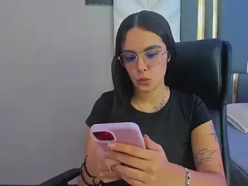 Stripchat Adult Webcams of ChloeHarper_