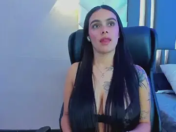 Stripchat Live Sex Cam of ChloeHarper_