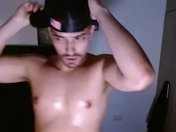 Stripchat Best live sex cam show of Ian_Daviz