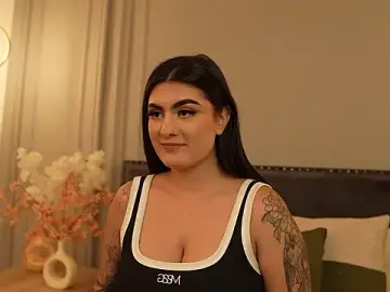 Stripchat Nude Webcam of IrisBaker