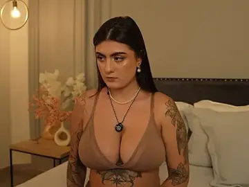 Stripchat Free Porn Cam of IrisBaker