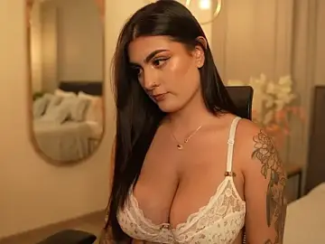 Stripchat Free Porn Cam of IrisBaker