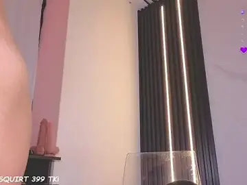 Stripchat Free Live Porn of Scarlet_Red_