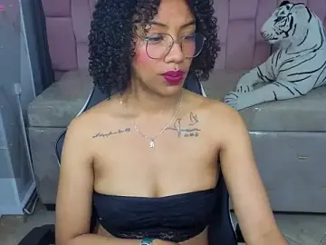 Stripchat Sex Chat of Violeth_b