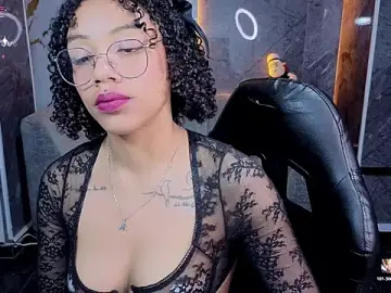 Stripchat Watch Live Sex Cams of Violeth_b