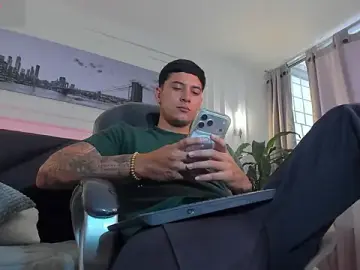 Stripchat Private Sex Chat of Damian23__